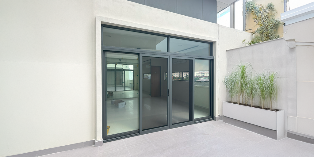 Slider Door 01